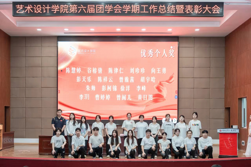 60bcd7508352afc79acc98f8f09a614.jpg
